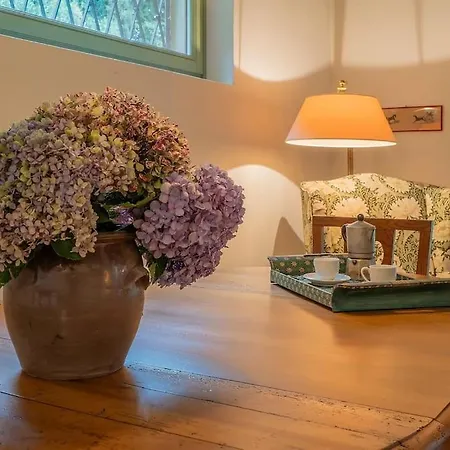 בית נופש Casa Giuliana Casa Con Giardino Privato