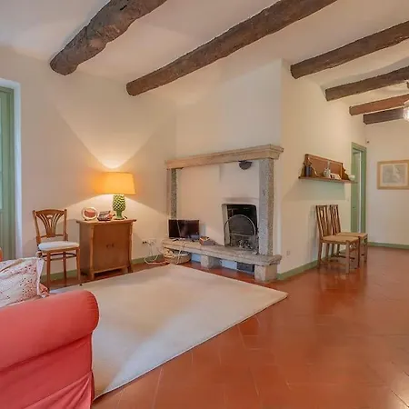 Casa Giuliana Casa Con Giardino Privato * אורטה סאן ג'יוליו